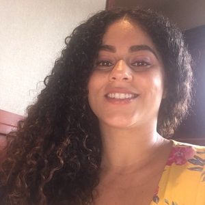 Meet your Posher, Awilda